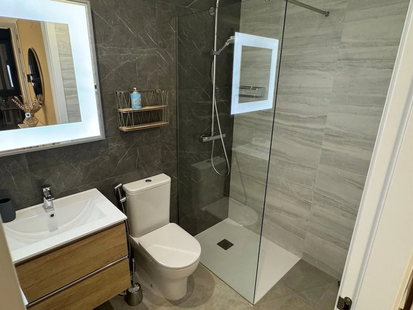 Scenic Villa With Heated Pool