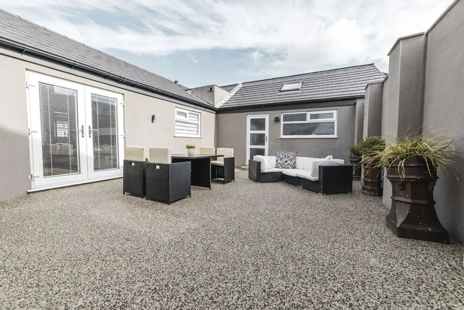 Sandpearl Suite Sasco Apartments