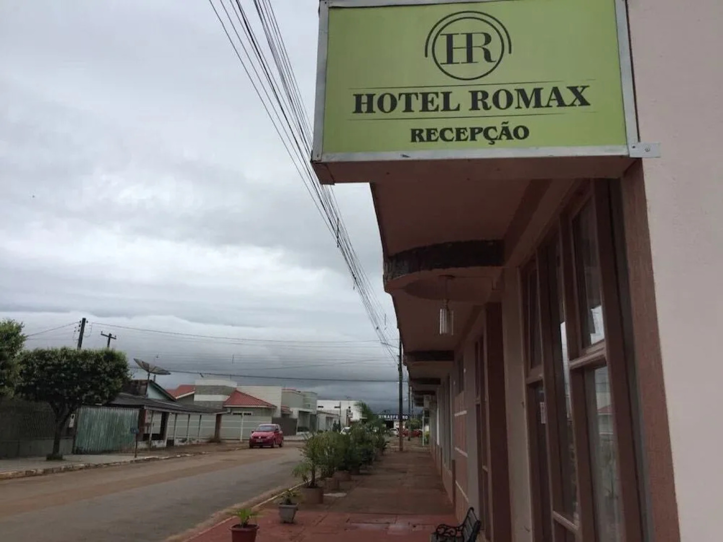 Romax Hotel