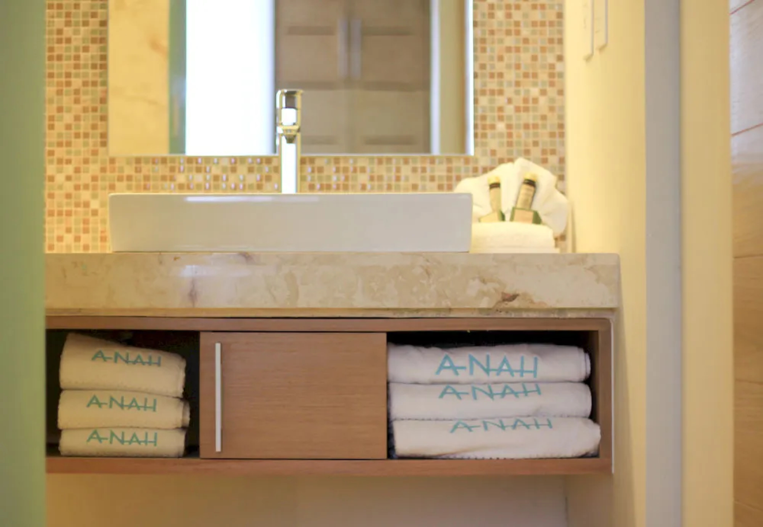 A-Nah Suites Apartamentos by CSR