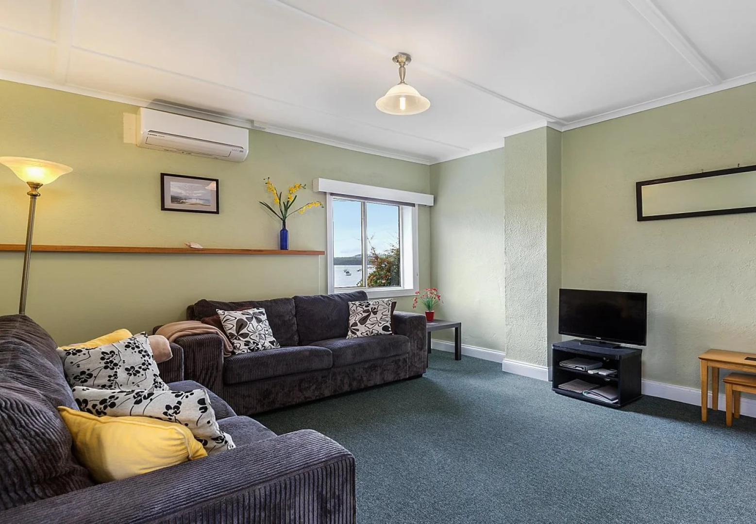 Smugglers Rest Apartments