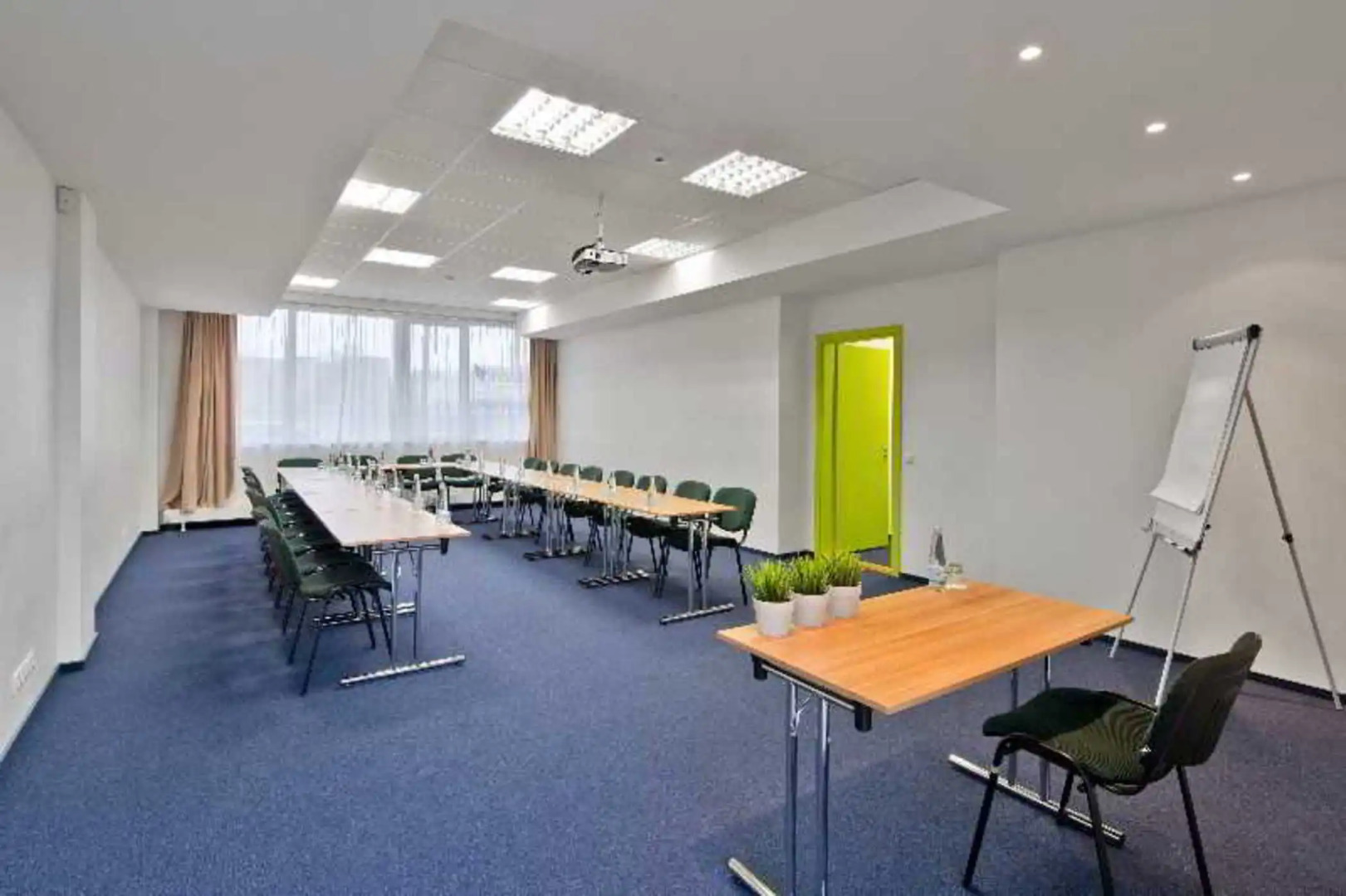 Отель Green Vilnius