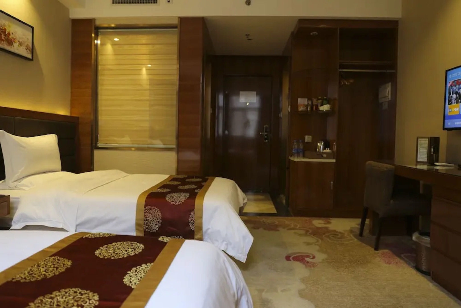 Ningxia Liupanshan Juhong Hotel