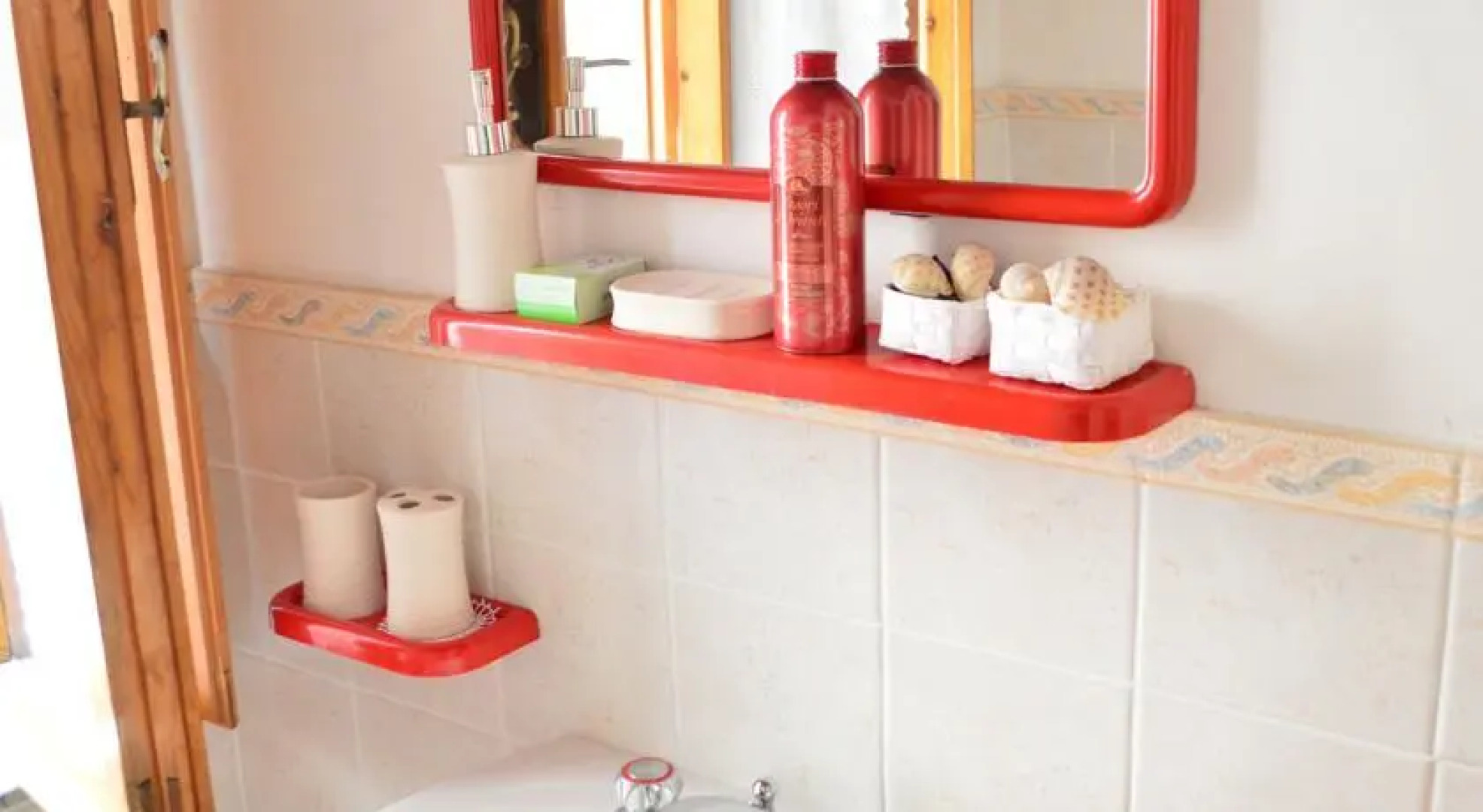 The Little Arch of Memory