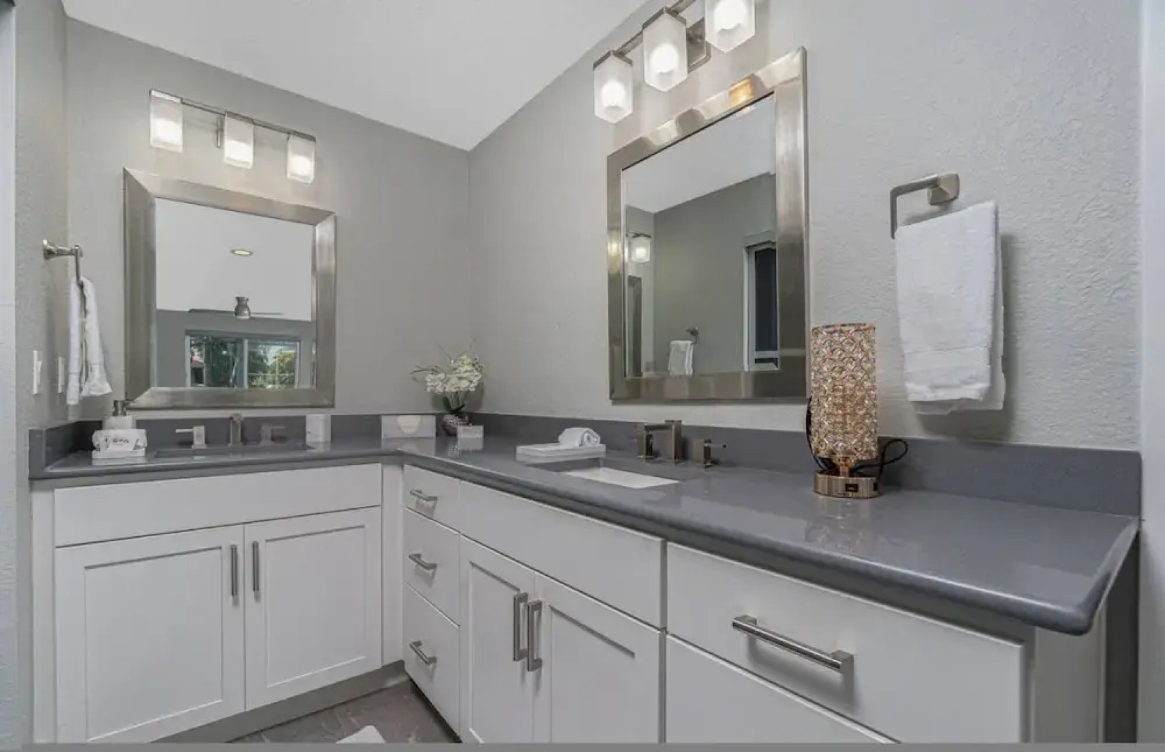 Tranquility - Waterfront Villa With Pool Dock