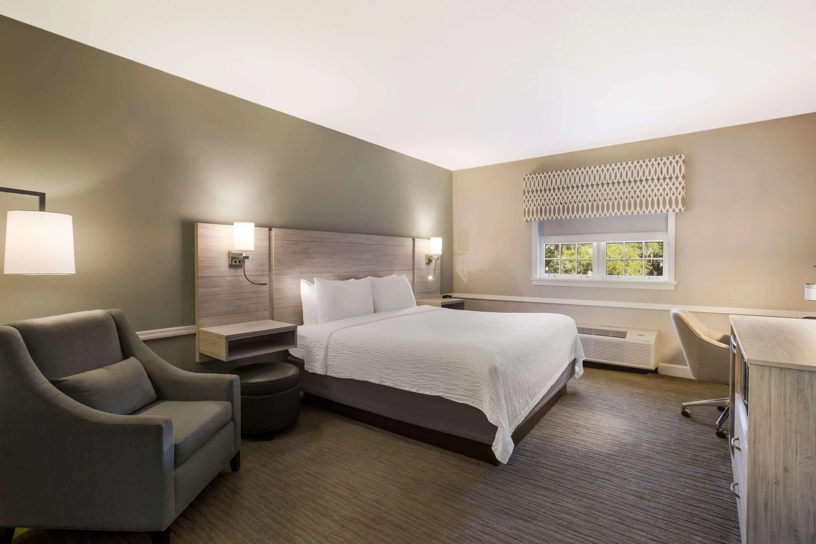 Best Western Sea Island Inn