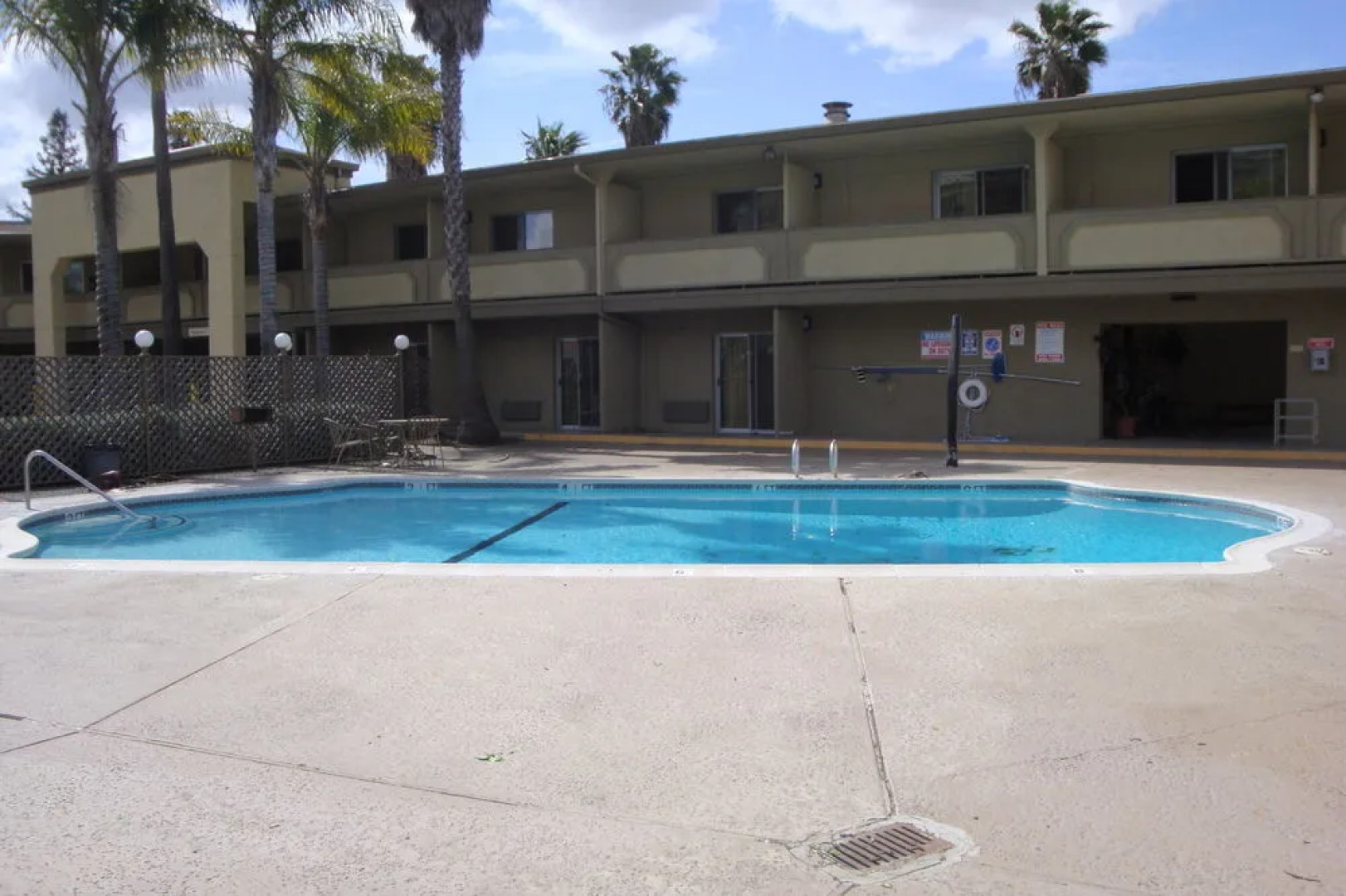 Ramada West Sacramento Hotel and Suites