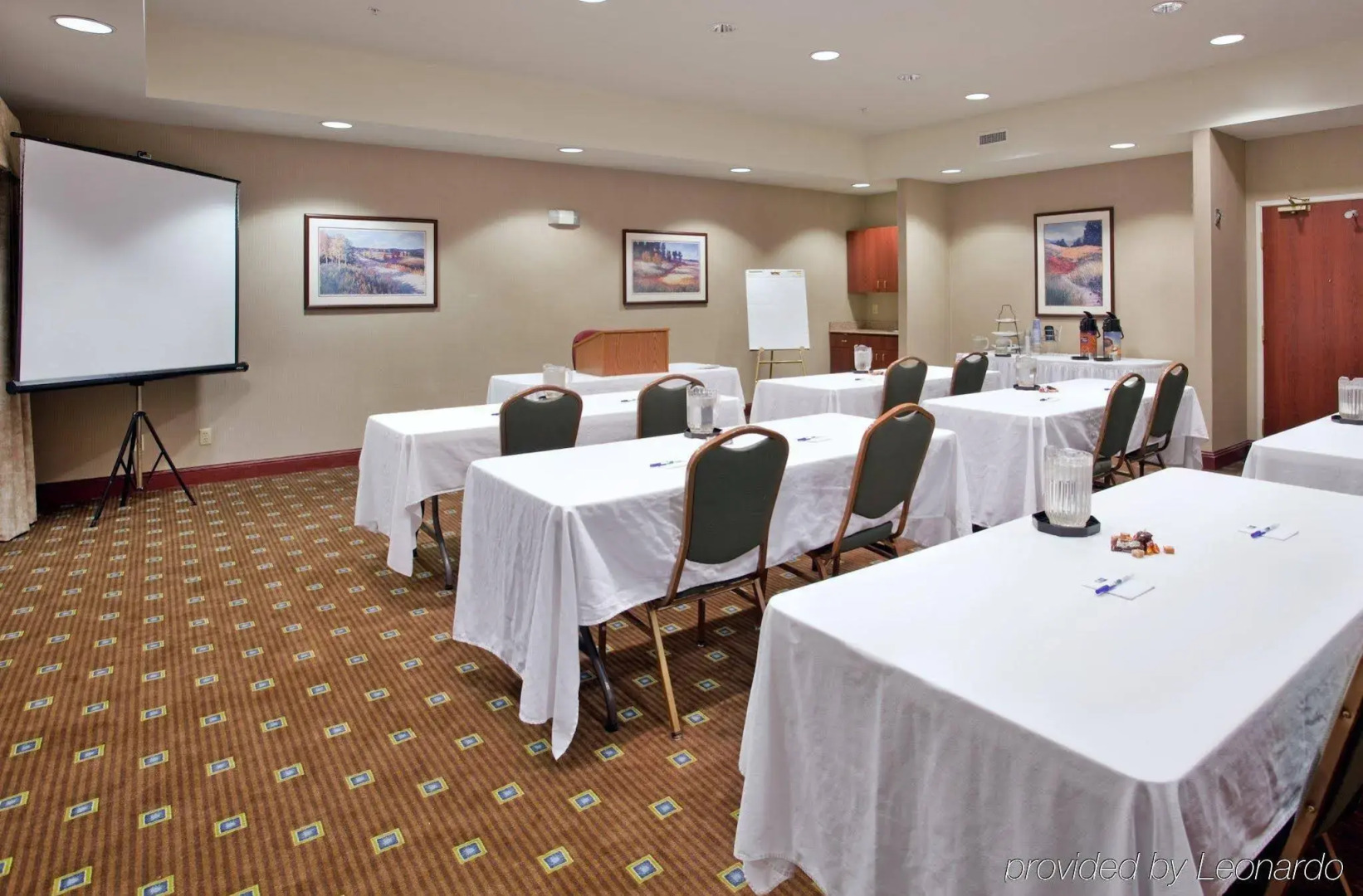 Holiday Inn Express Hotel & Suites Independence-Kansas City by IHG