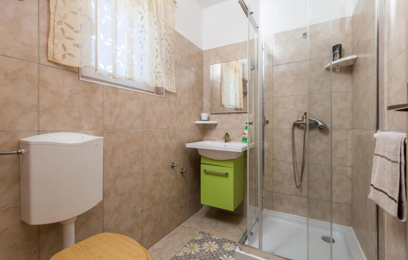 Beautiful Home in Jablanac With Wifi and 5 Bedrooms