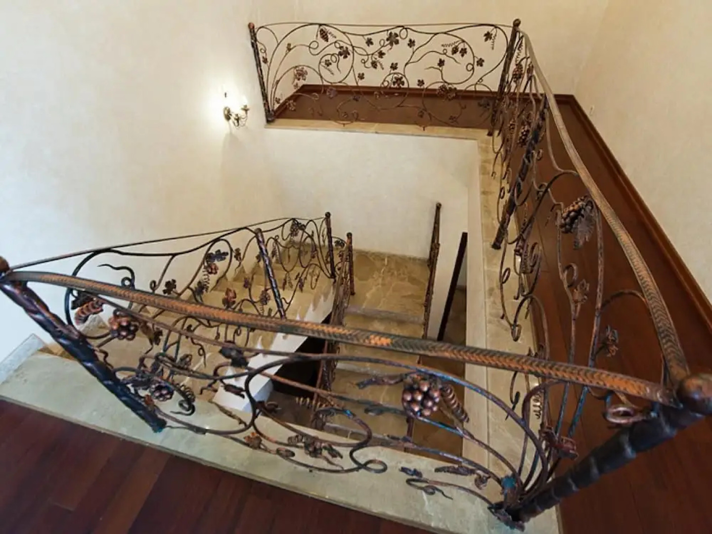 Отель «Горный ручей»