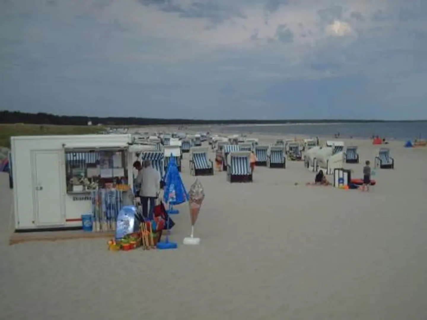 Apartment With 2 Rooms in Zingst, With Wonderful sea View and Furnishe
