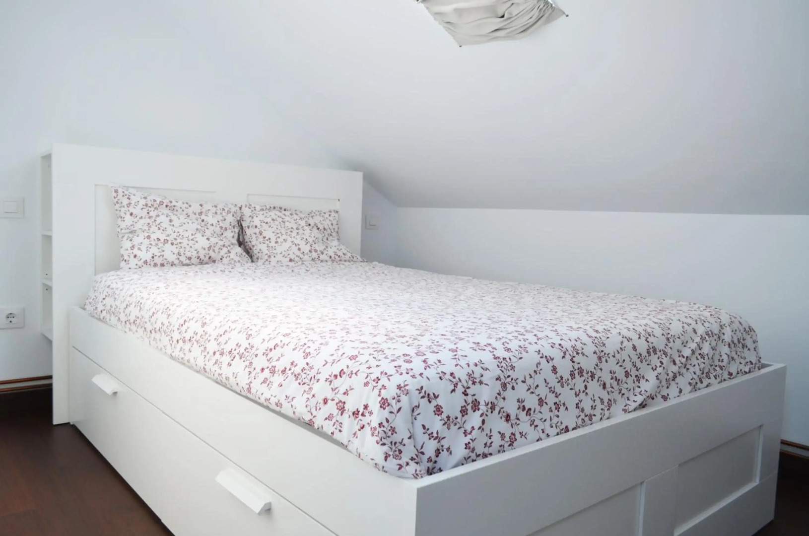 Apartamento El Corro: con parking en pleno centro de Comillas