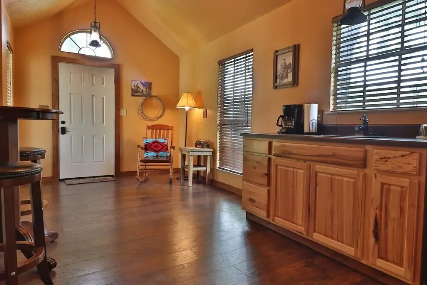 Travis Street Cottages