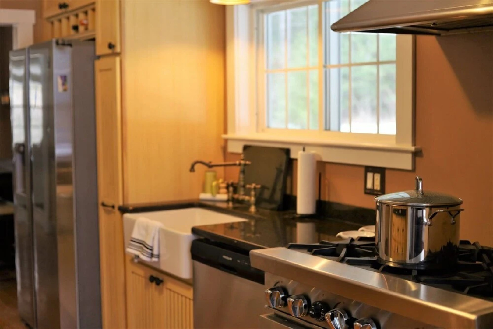 Just Listed! Pet Friendly Newly Renovated Private Home in the White Mountains Next Door to Owl`s Nest Golf Course-os227c