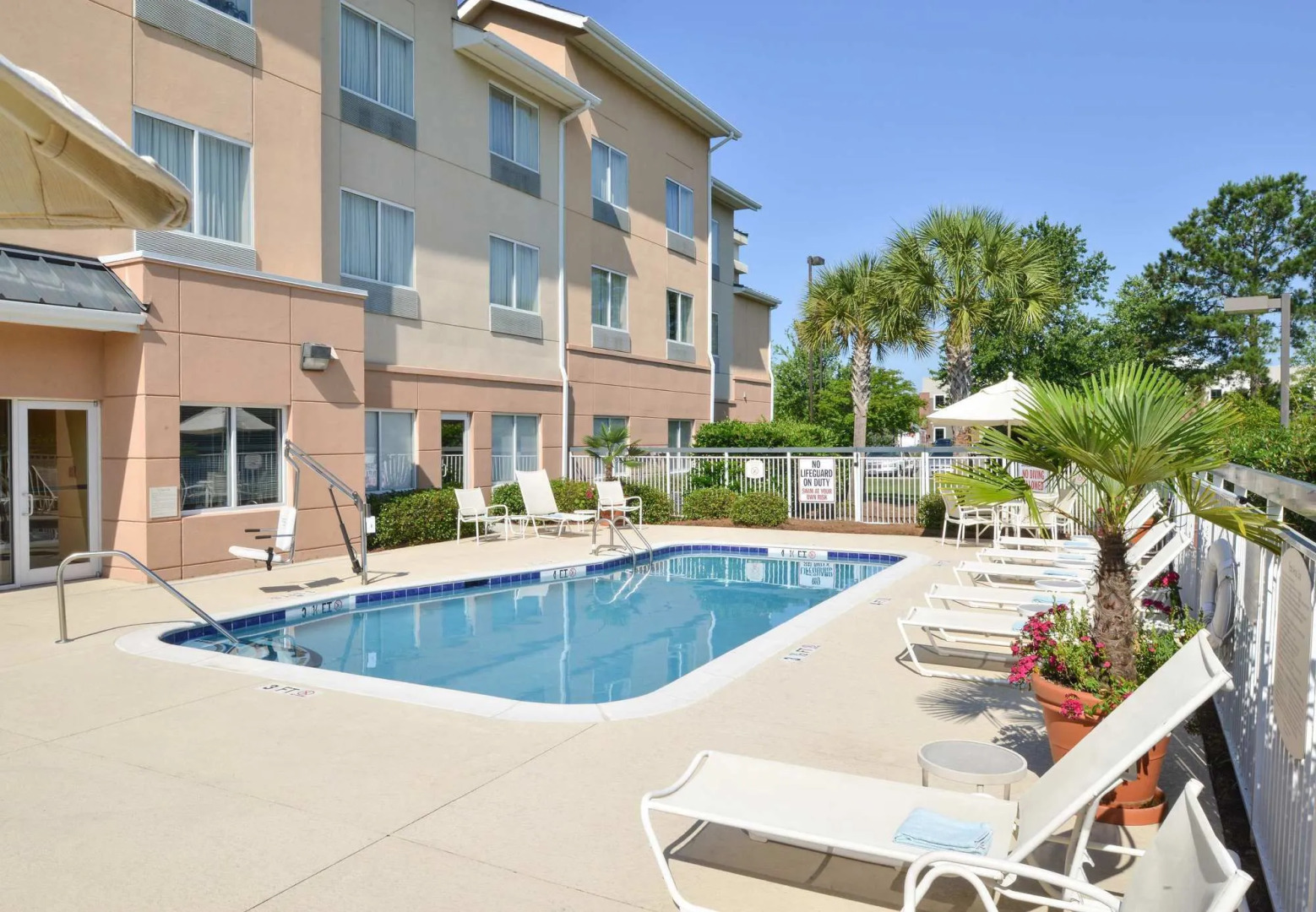 Fairfield Inn & Suites Charleston North/University Area