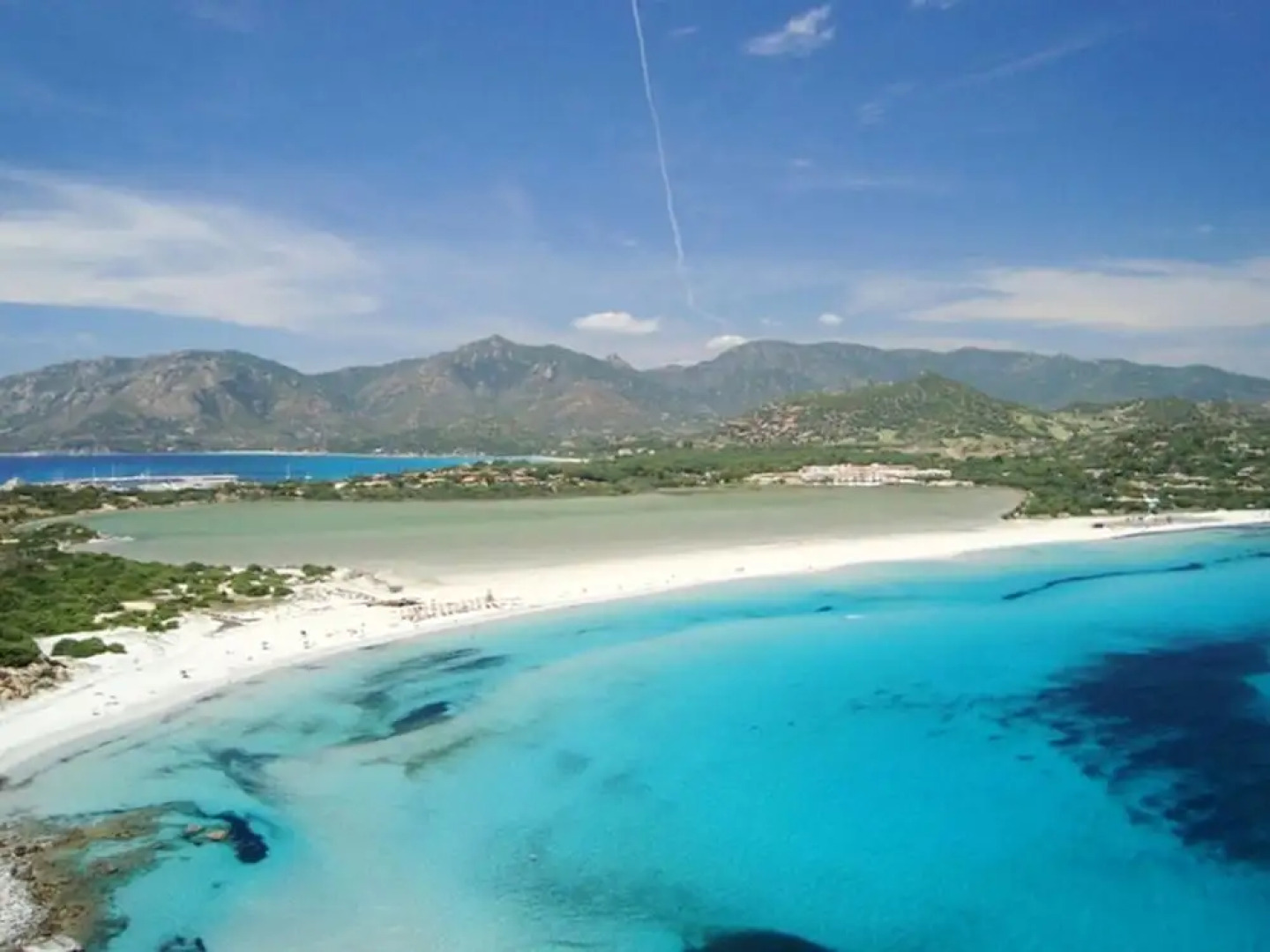 Villa With 3 Bedrooms in Città Metropolitana di Cagliari, With Wonderful sea View, Shared Pool, Furnished Terrace Near the Beach