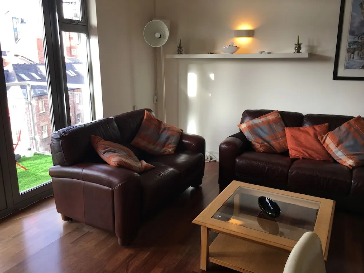Modern 2 Bedroom Apartment City Centre