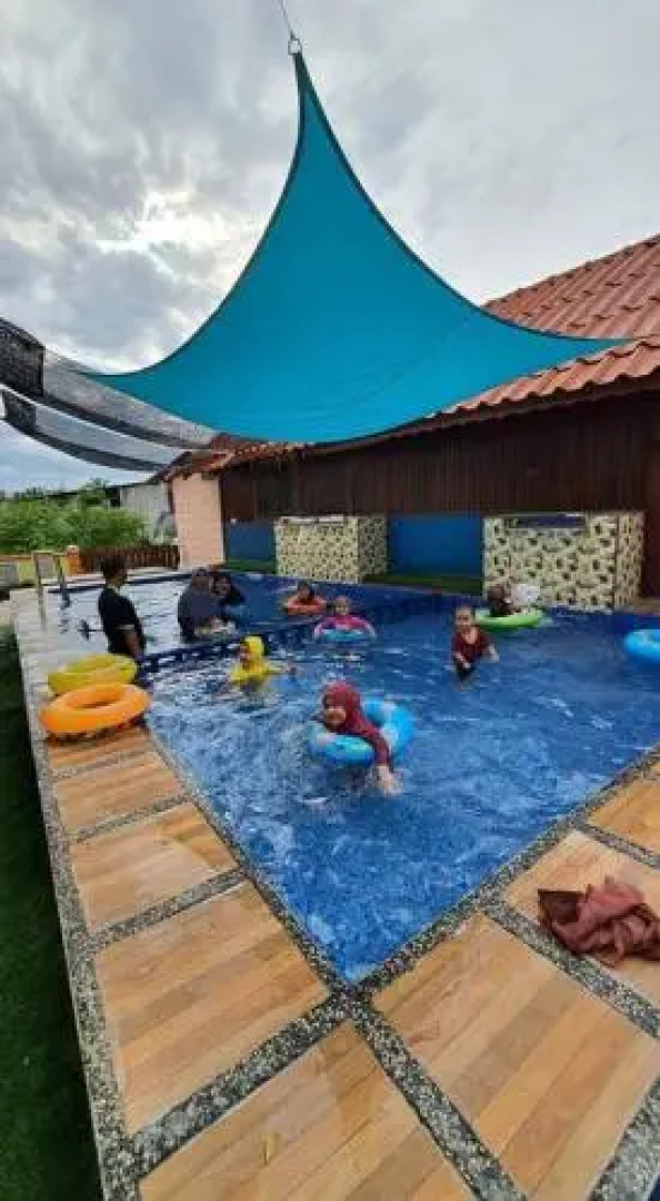 HOMESTAY Kb Wakaf Kayu