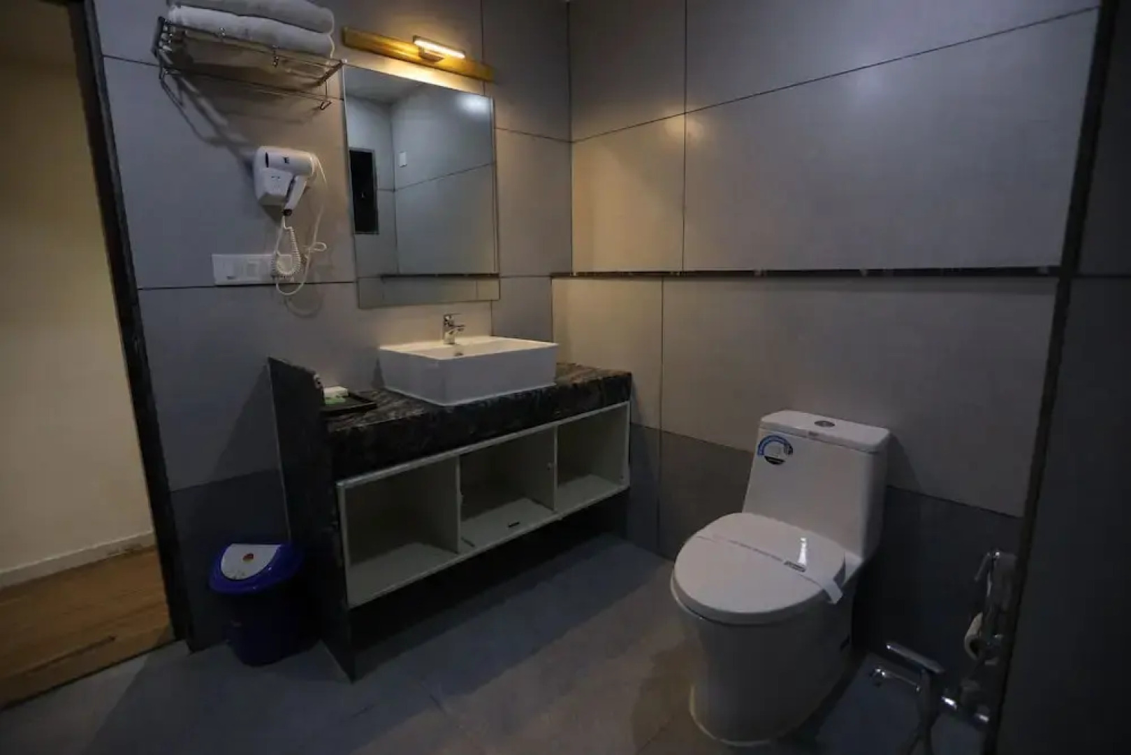 The Grand Astoria Somnath