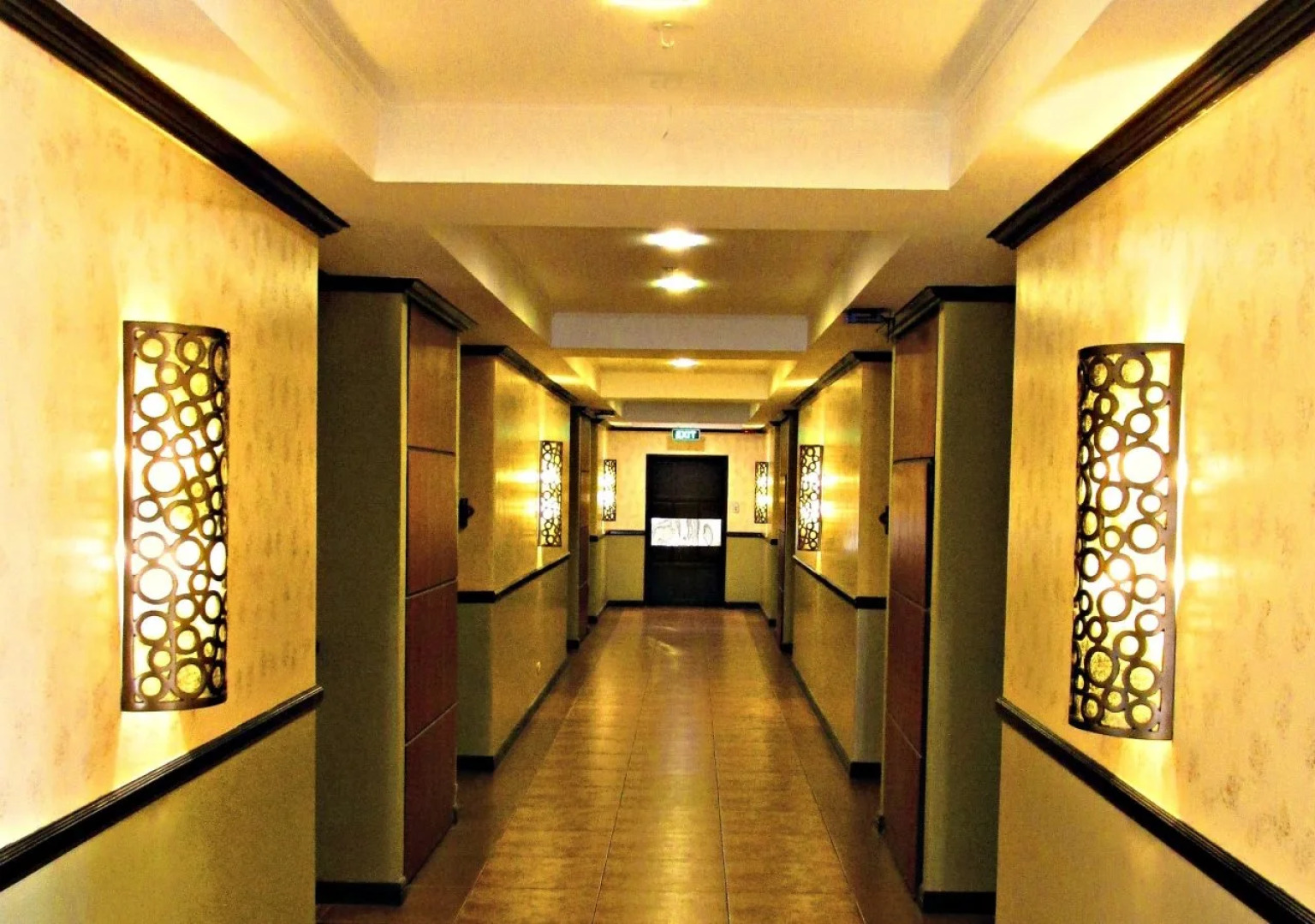 MO2 Westown Hotel Bacolod - Downtown