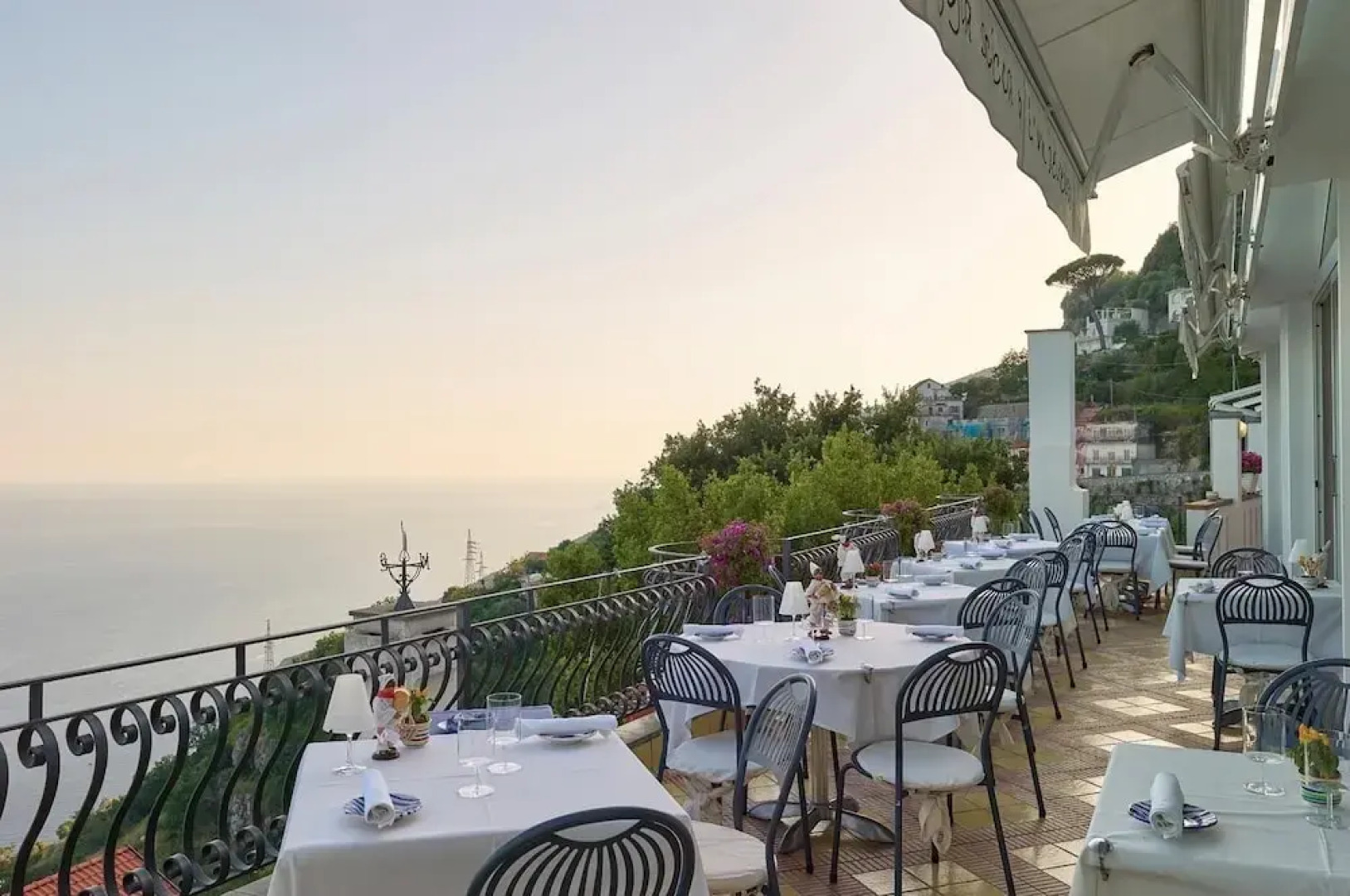 Albergo Dipinto Bacco Furore