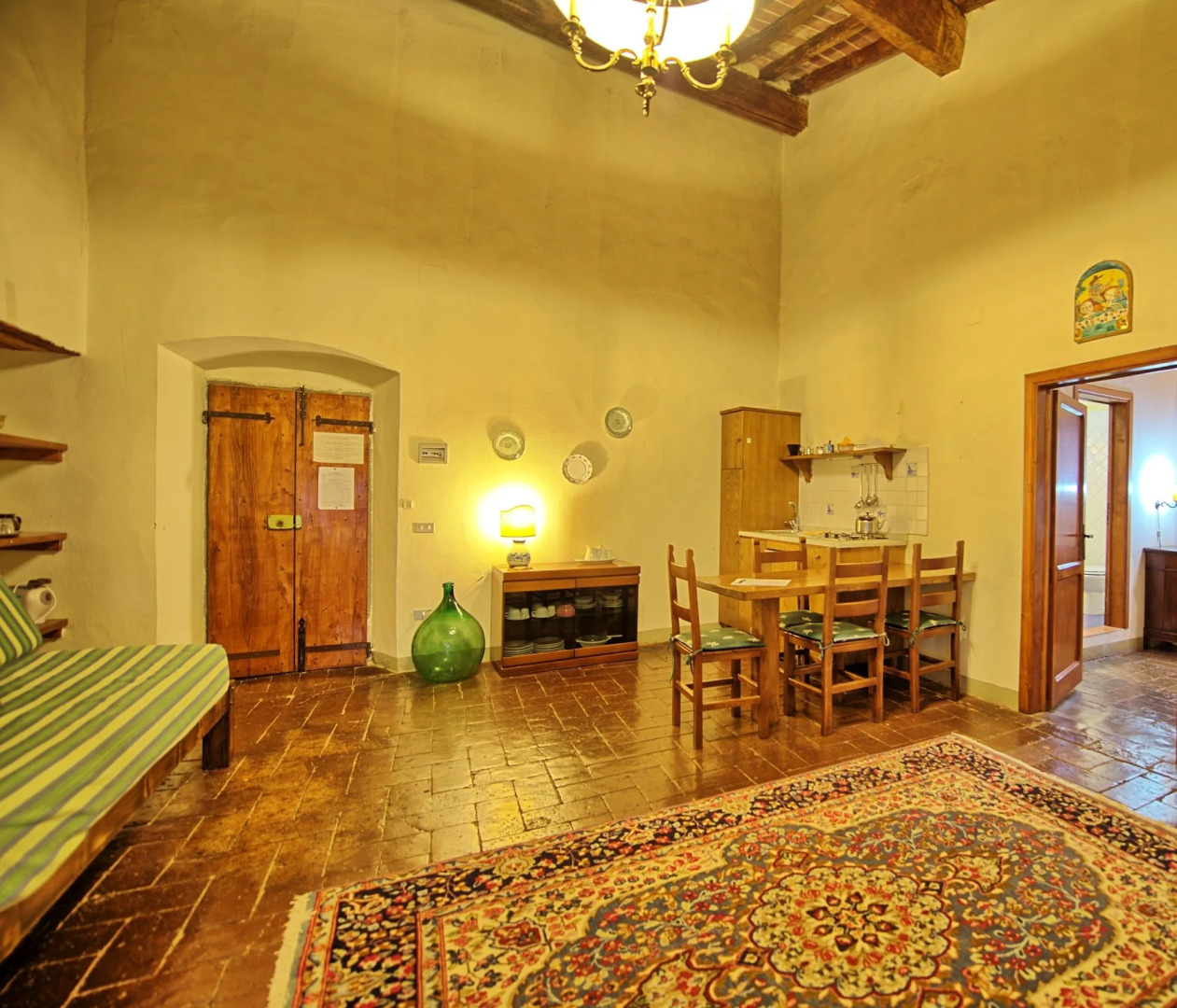 Castello di Montegufoni