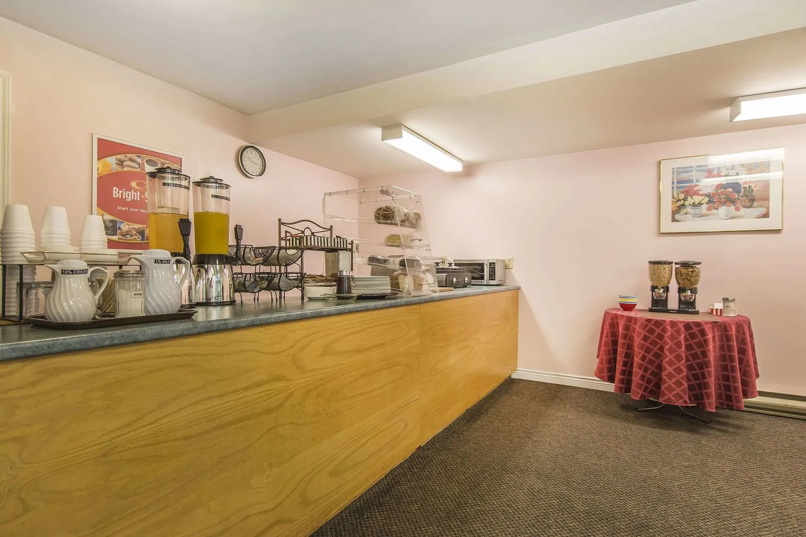 Econo Lodge & Suites Saint John