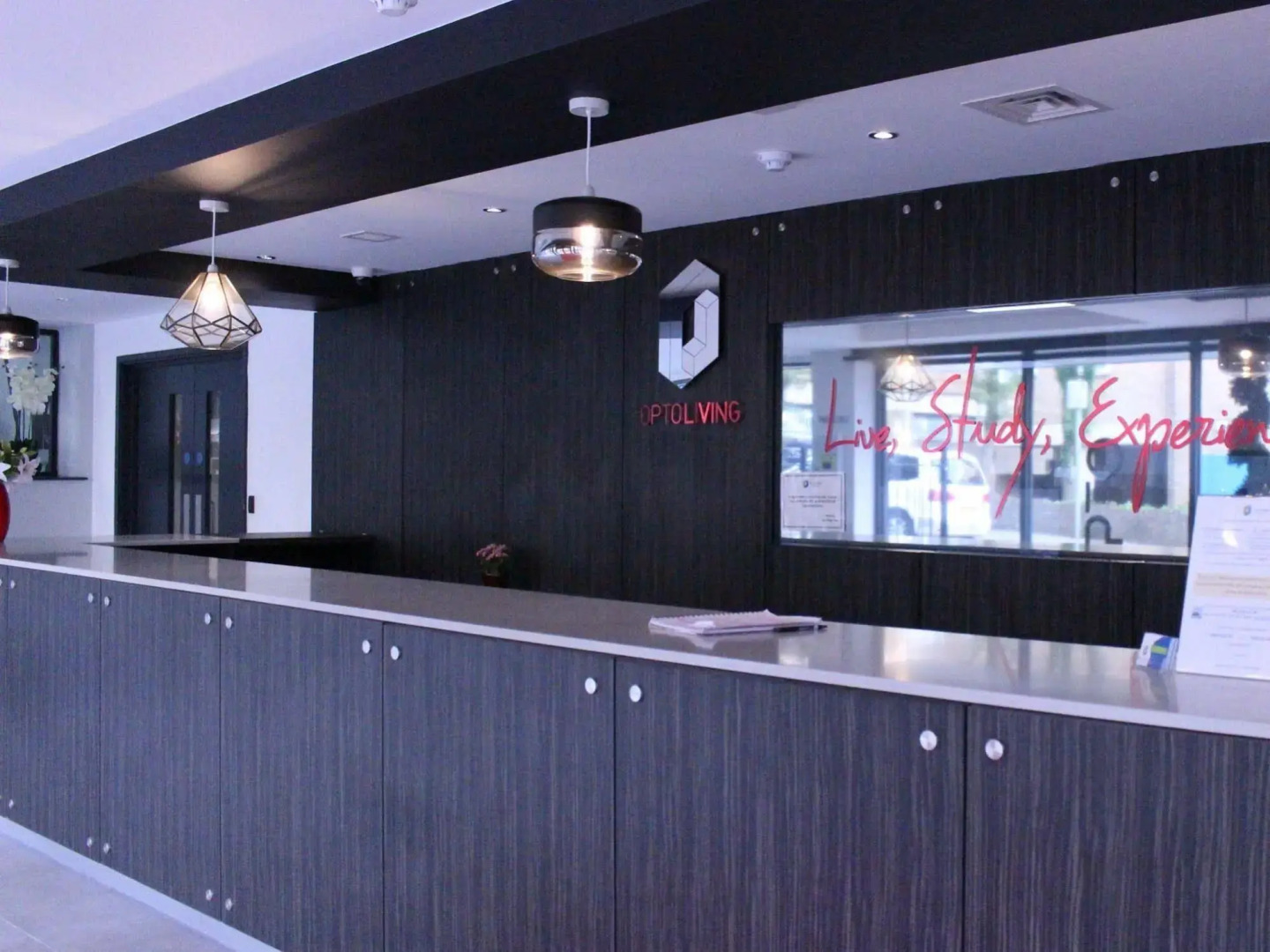 Peace Apartments - Spring Place