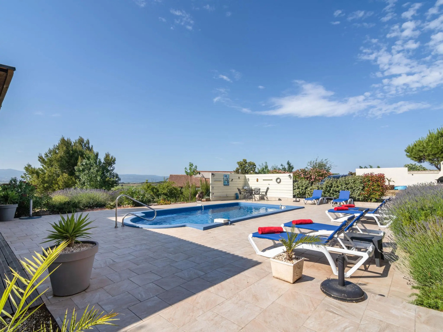 Luxury Villa with Private Swimming Pool in Escales