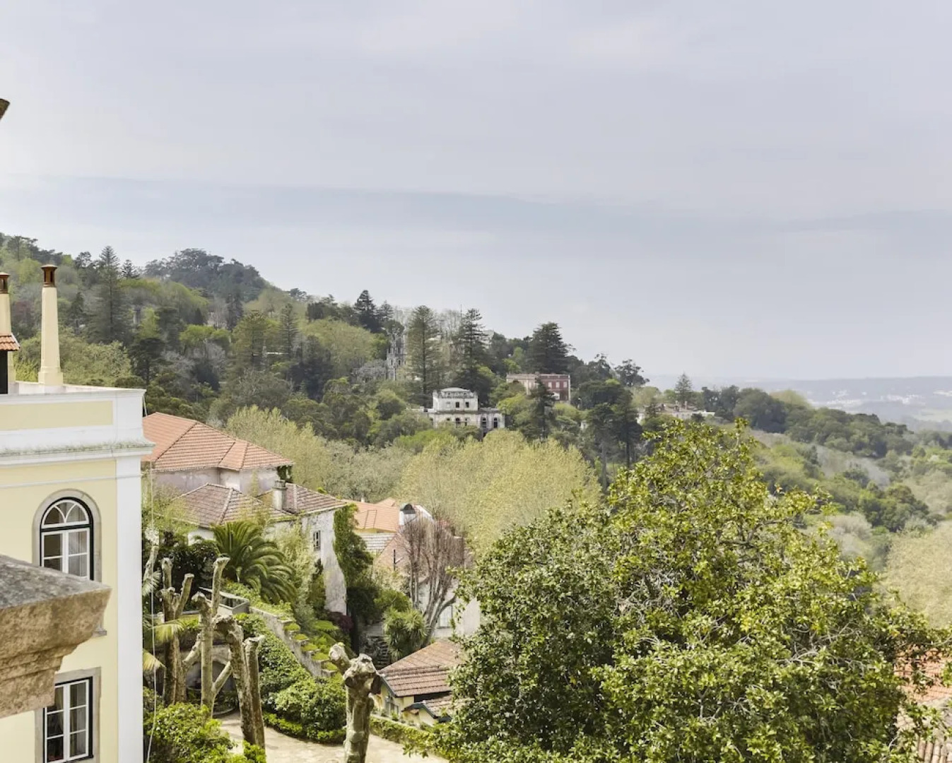 LUXa Charmhouse Hotel