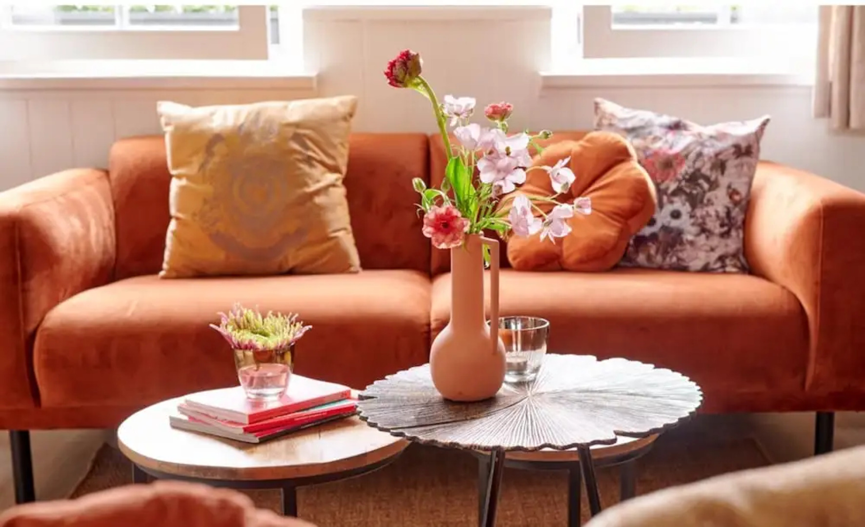 Flamboyant Farmhouse in Baarlo With Hot Tub, Garden