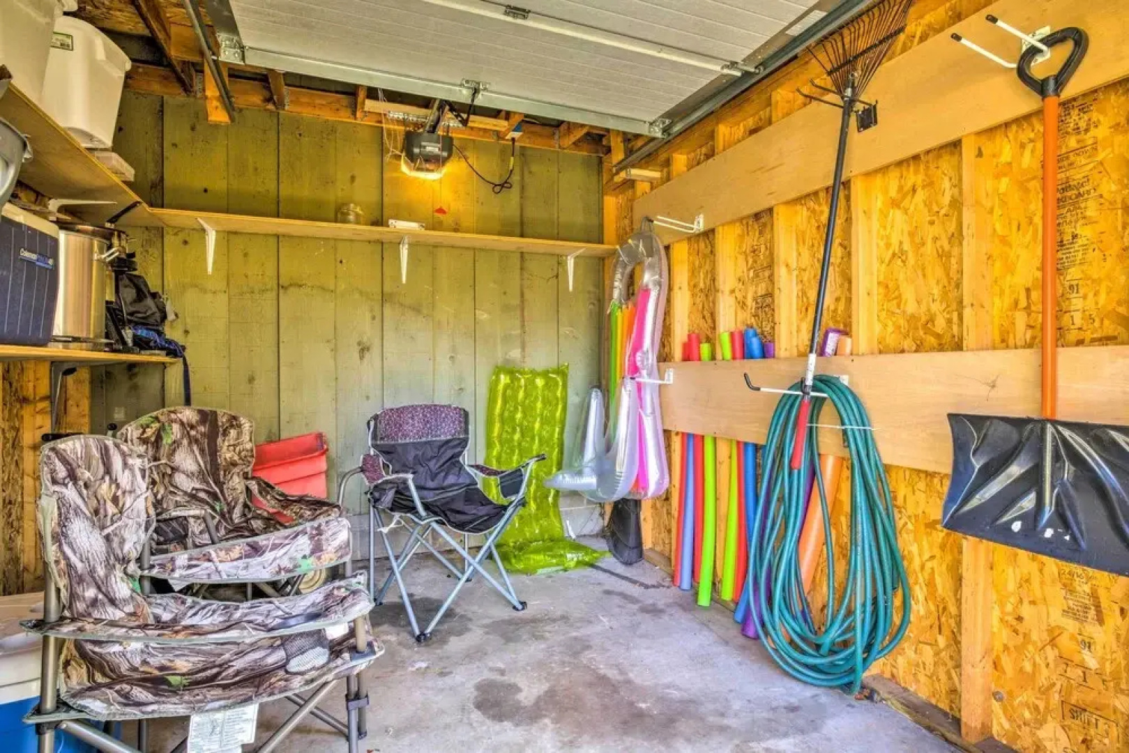 Beautiful Home w/ Hot Tub on Lake Wissota