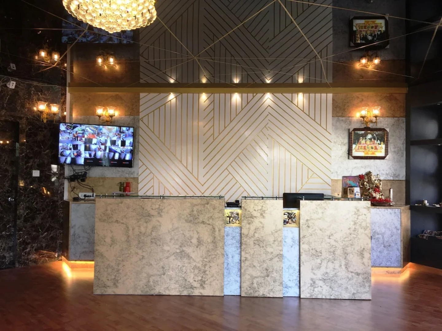 OYO 26627 K 3 Club Residency