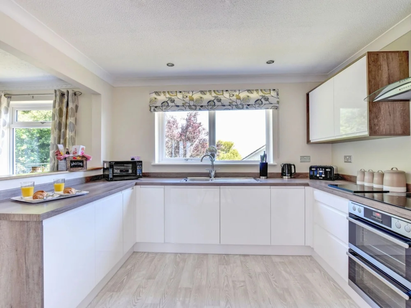 Modern Holiday Home Just Outside Brixham, Near Golf Course and sea