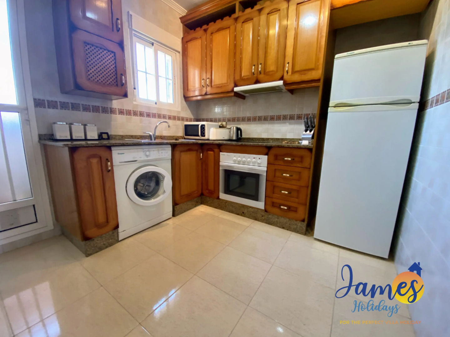 Playa Golf R5 1st flr apartment & comm pool P232