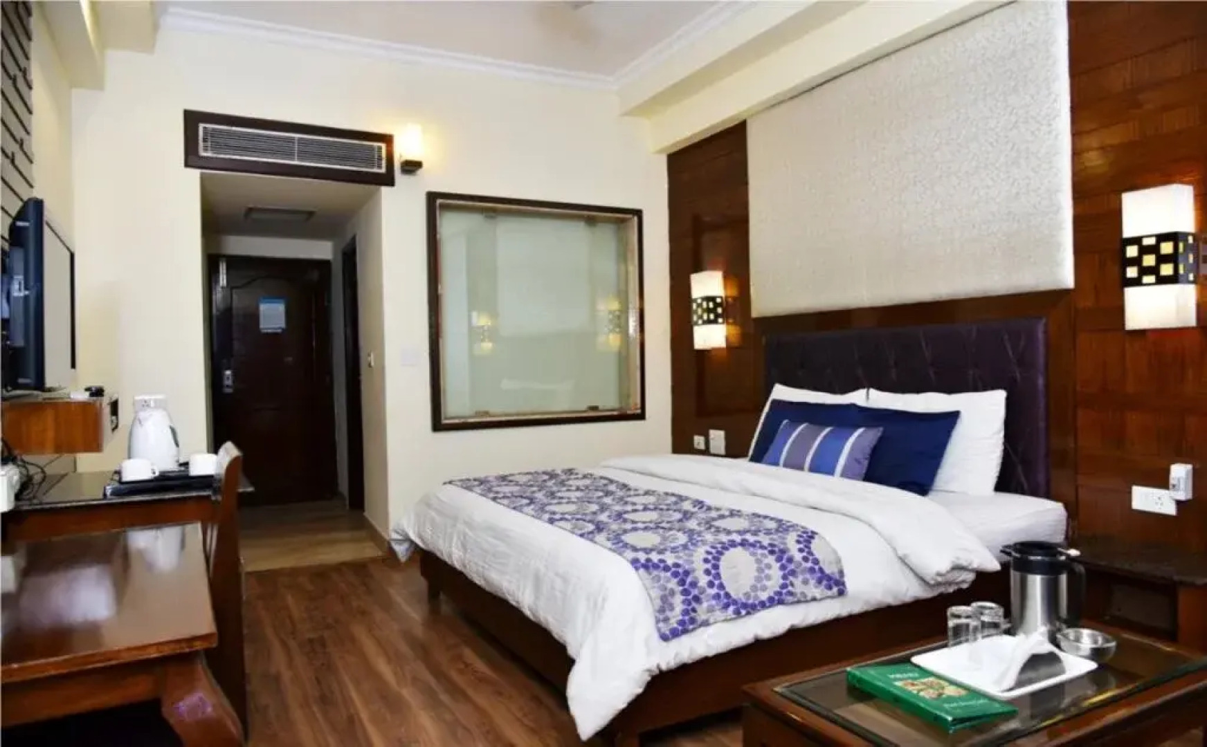 Shiraz Regency- A Boutique