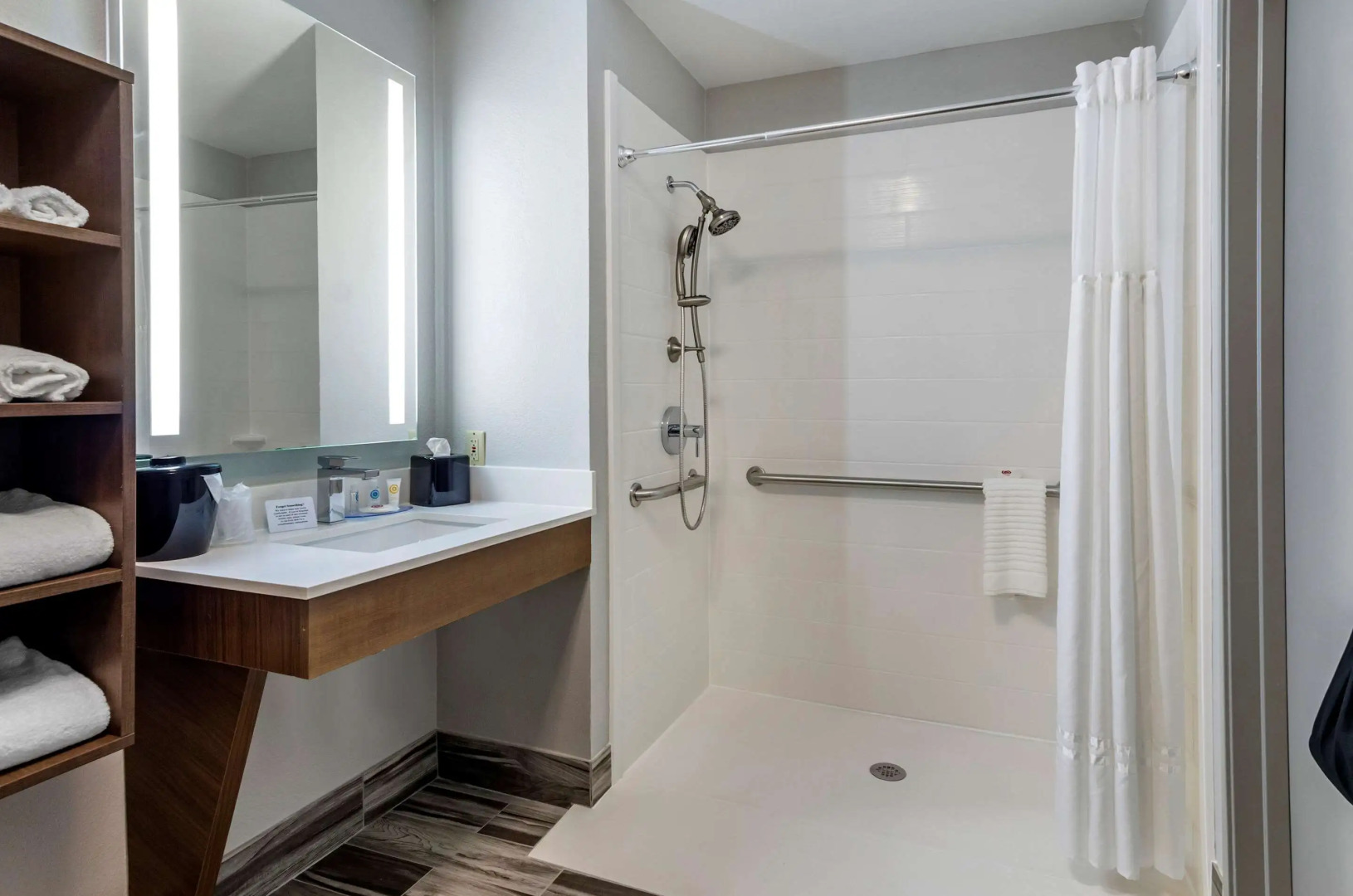 Comfort Inn & Suites Troutville - Roanoke North /