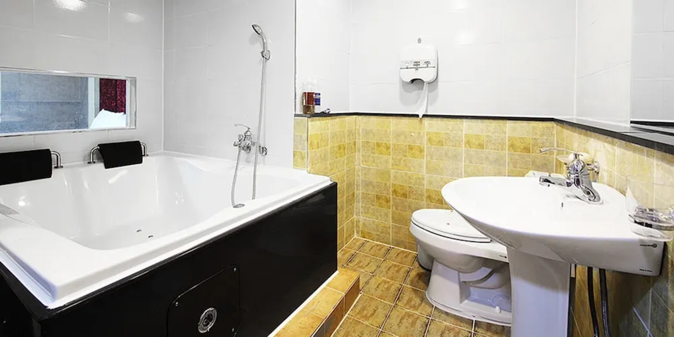 Suanbo Hot Spring Land