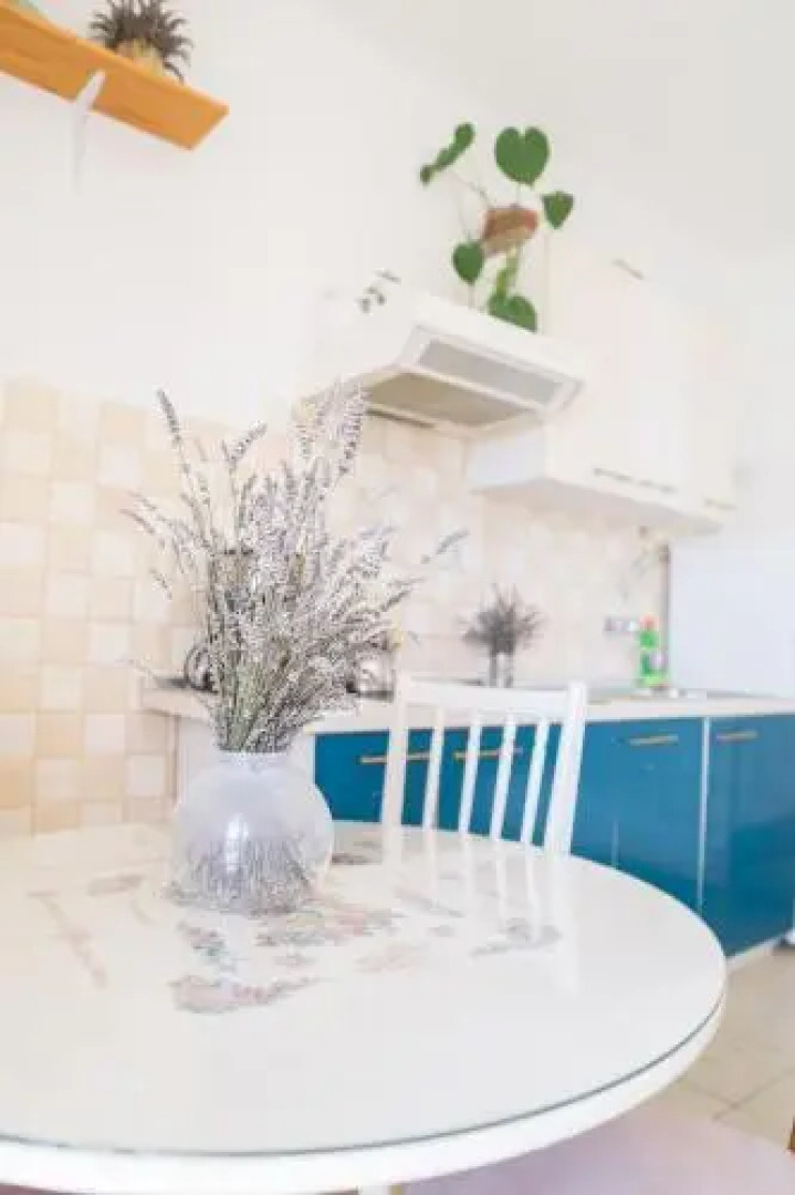 Spacious apartment by the sea 8+4