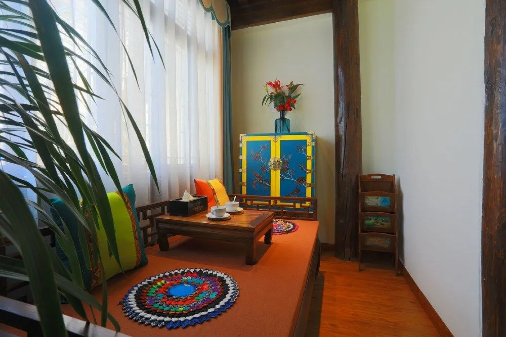 Hua Linglong Courtyard Inn