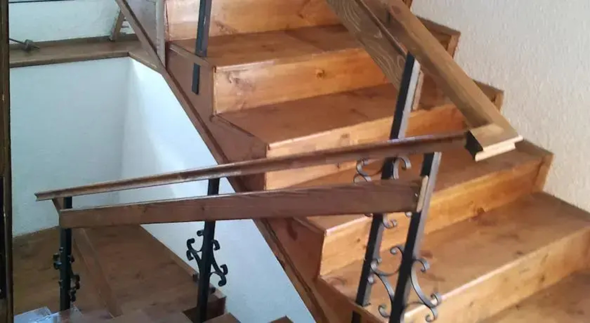 The White House With The White Fountain