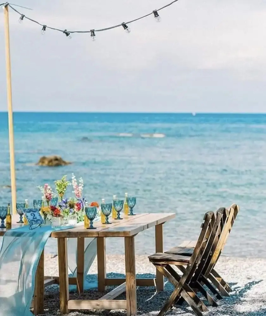 Grande Blue Suites with private bay