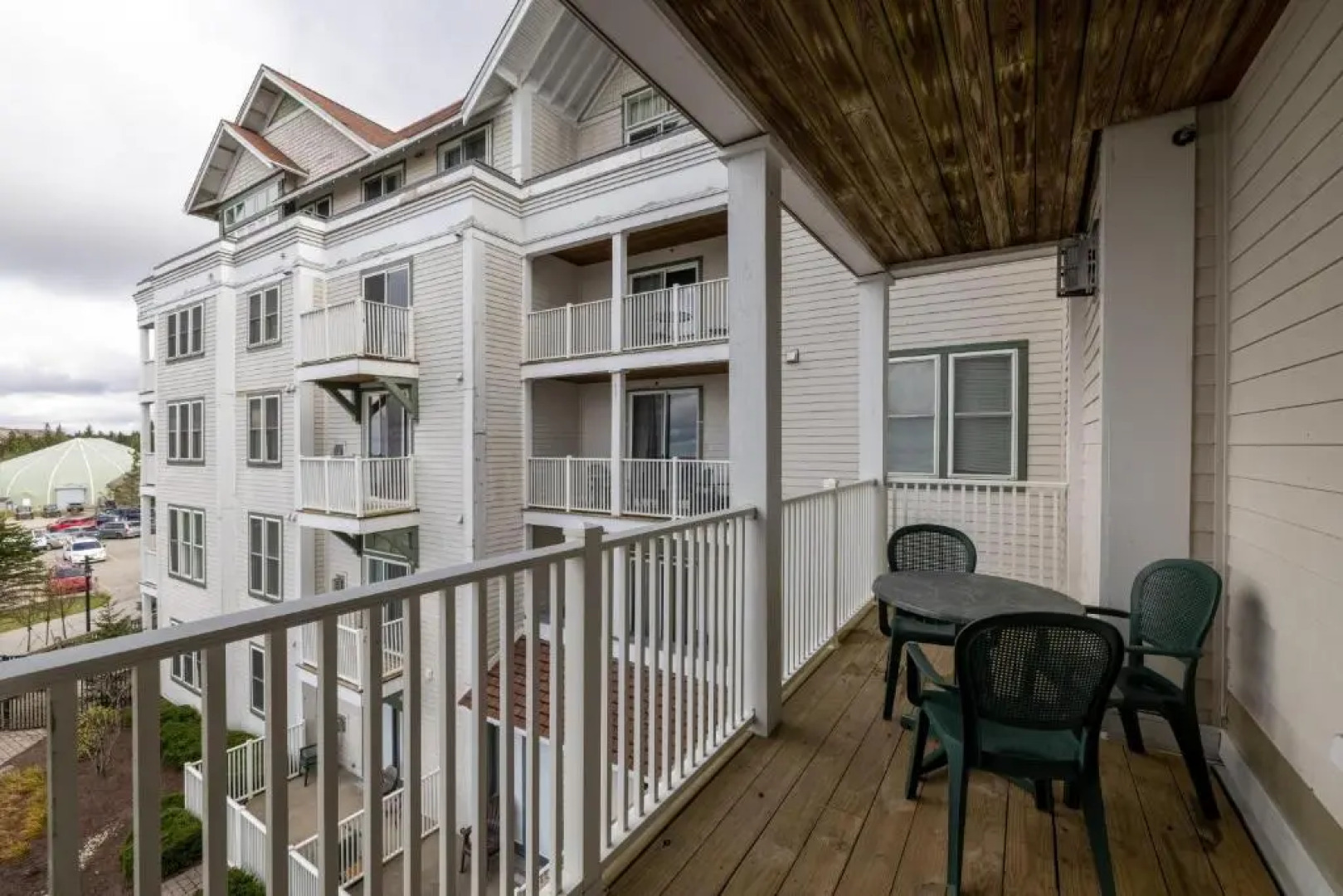 Seneca 202-204 Deluxe Seneca 2 Bedroom, 2 Bath Condo