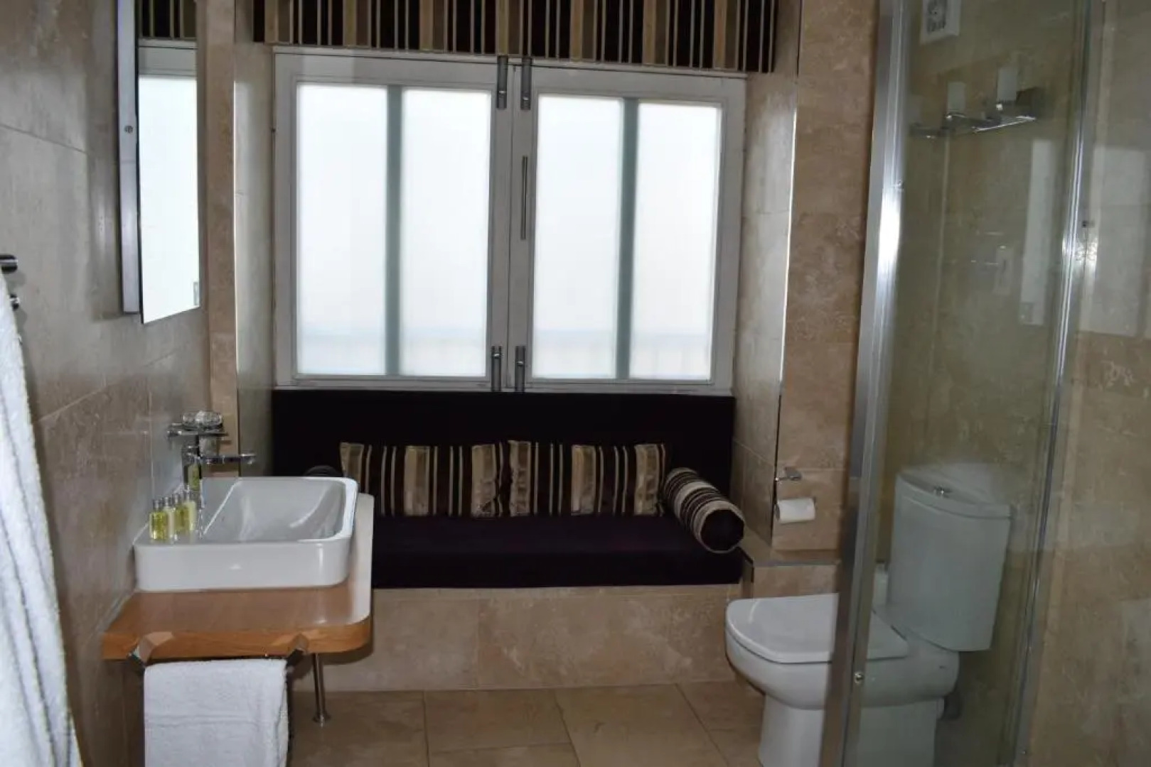 Ennios Boutique Hotel Rooms