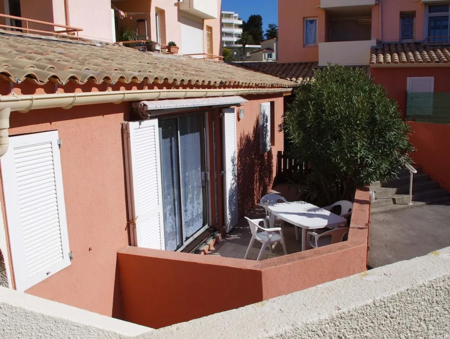 Apartment With 2 Bedrooms in Sète, With Enclosed Garden and Wifi - 400
