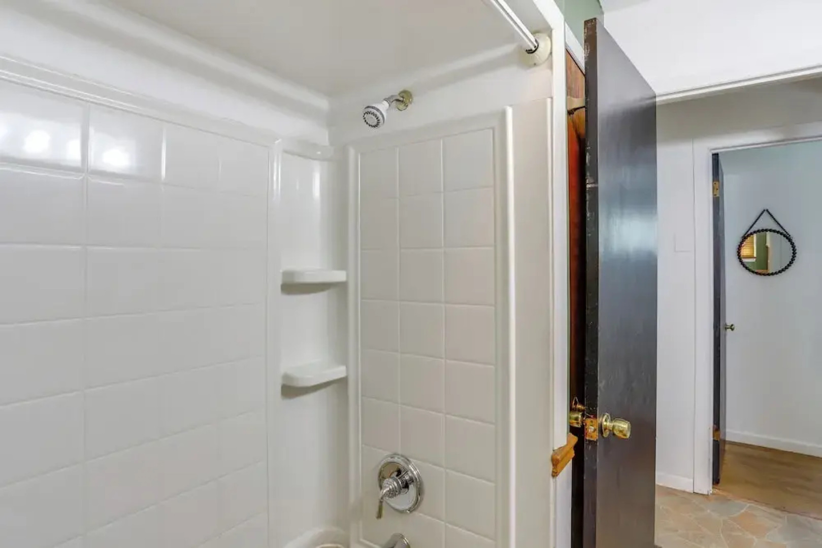 Steps to Lake Erie! Cedar Point Home Base w/ Deck