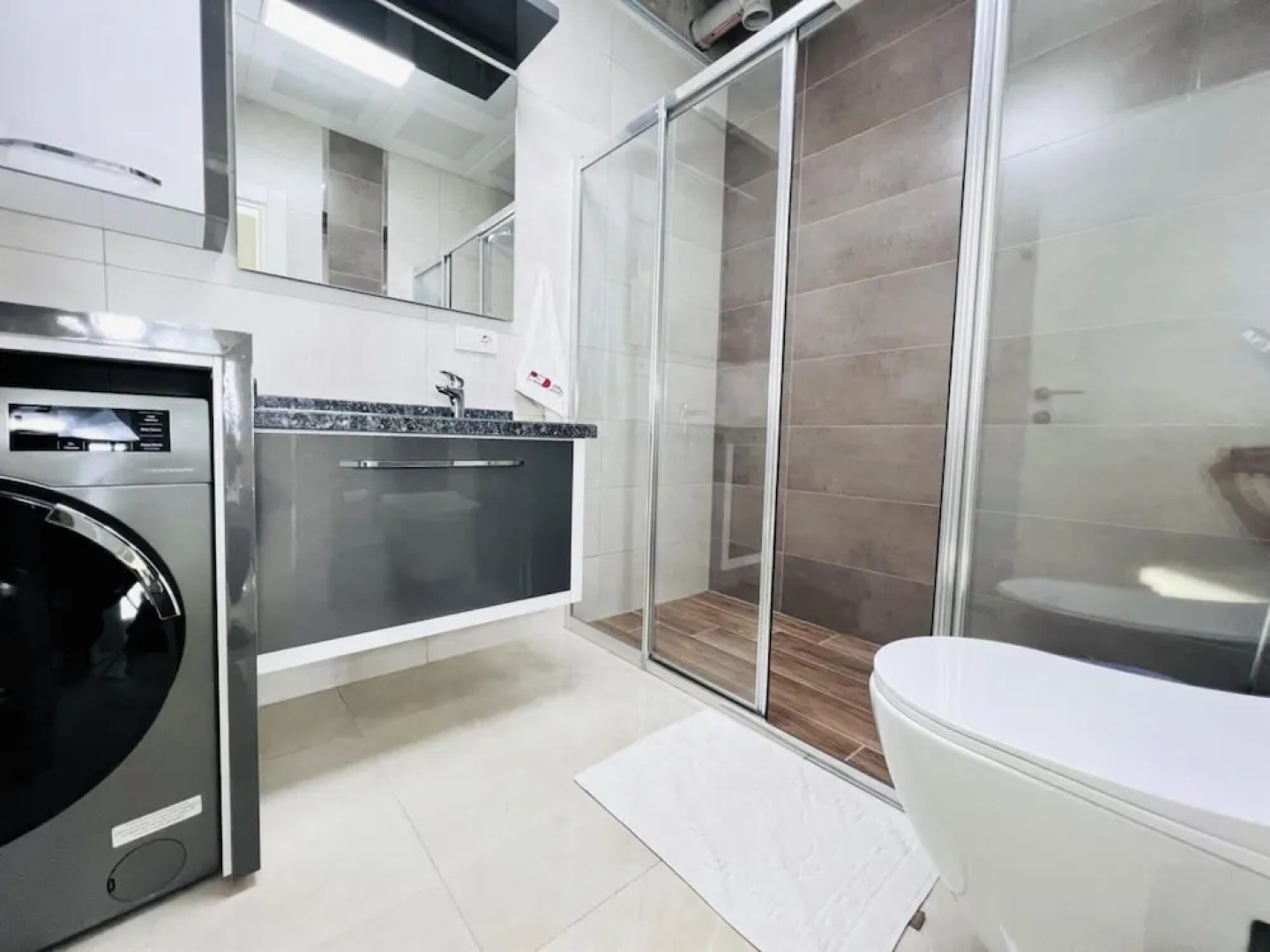 Villa With Private Pool and Terrace in Alanya