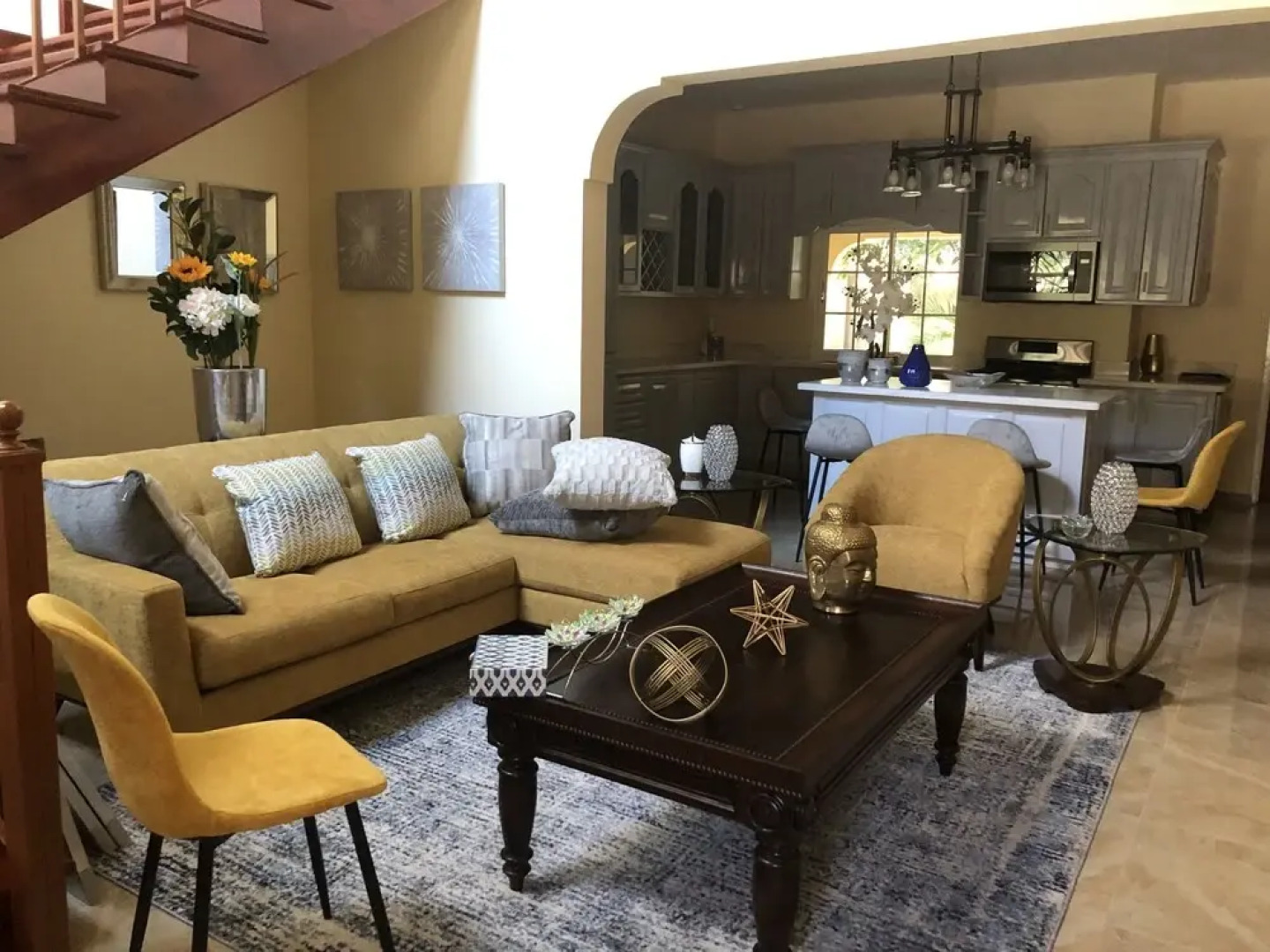 vacation villas runaway bay