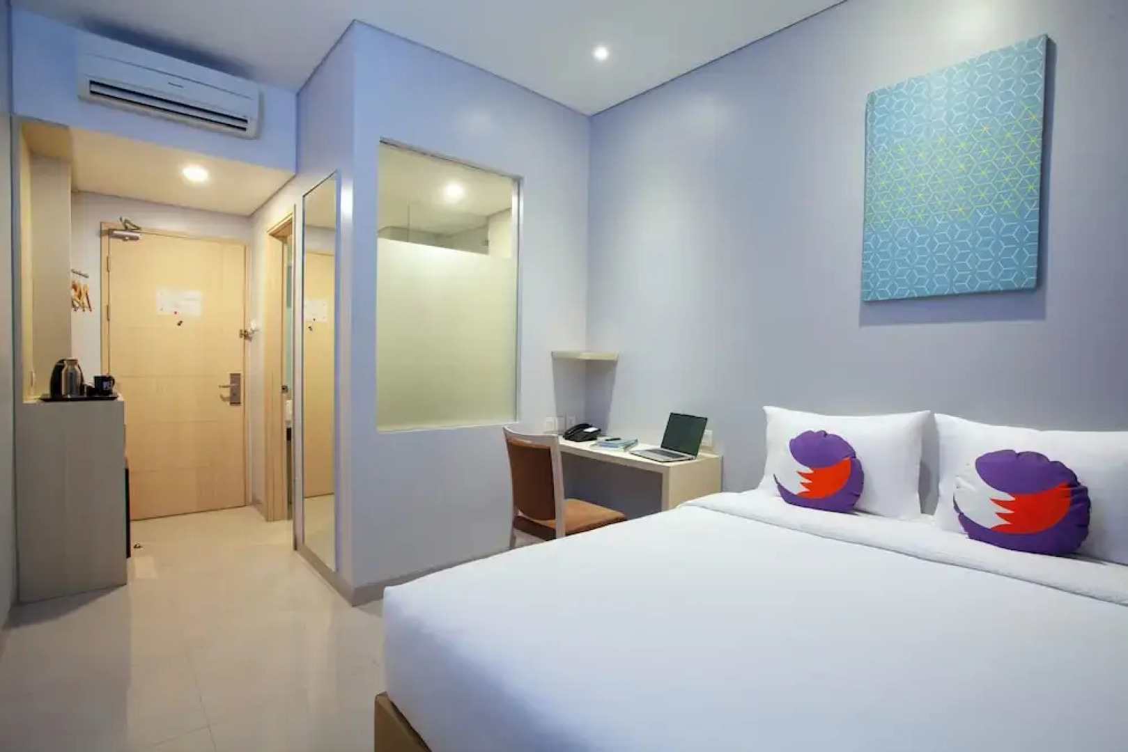 Fox Lite Hotel Cikarang