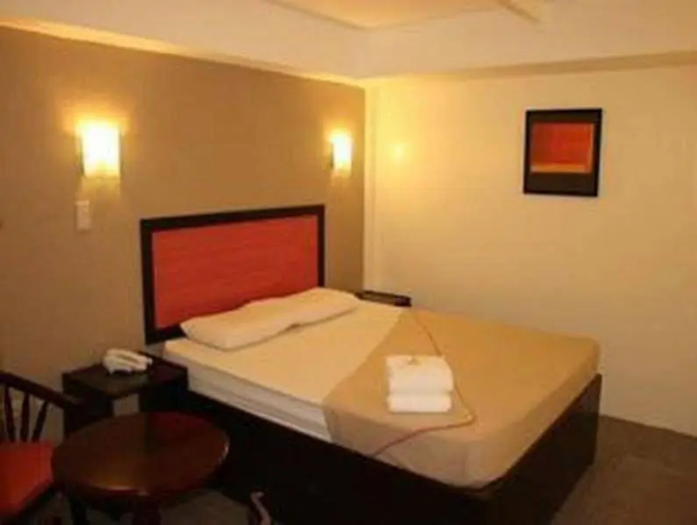 Toilena Room and Board